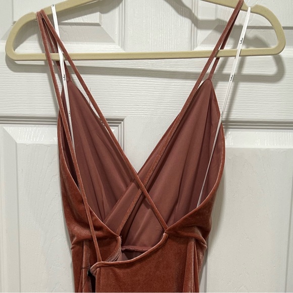 Lulus mauve velvet faux-wrap maxi dress - Picture 4 of 6